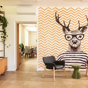 https://ostello-della-gioventu.lecce-hotels.com
