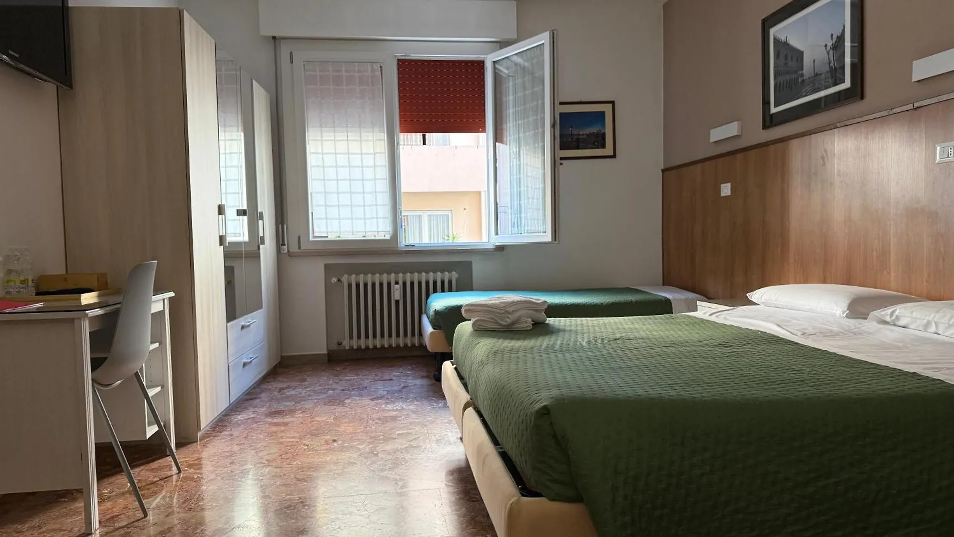 216 Venice Mestre 0*,  Italia